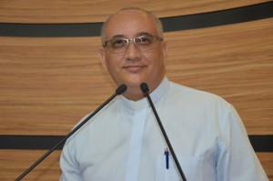 Padre Jerson Bittencourt