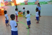 Alunos da creche Mei Mei em momento de recreação