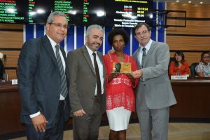 Homenageada: Professora Núbia Regina Moreira