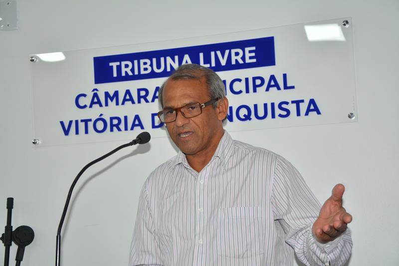 Imagem TRIBUNA LIVRE: Radialista pede intervenção no consórcio com a Via Bahia e fala sobre a barragem de Inhobim