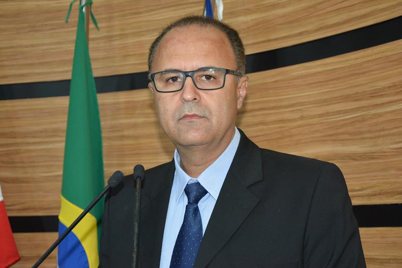 Imagem Valdemir afirma que Governo Herzem tem prioridades além das emendas impositivas dos vereadores