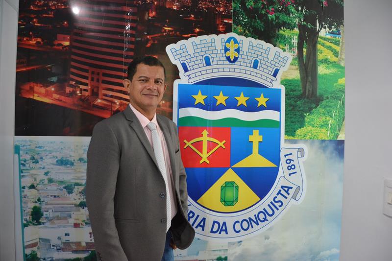 Imagem Subtenente Muniz comemora conclusão de projeto na região do Pradoso