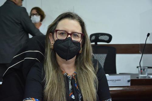 Imagem Viviane critica falta de cumprimento das emendas impositivas pelo Poder Executivo