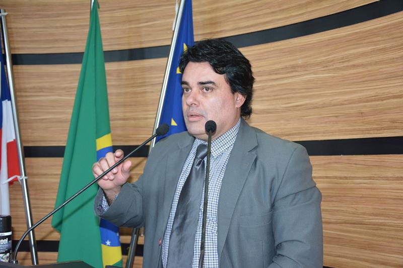 Imagem Andreson Ribeiro denuncia: “a saúde municipal encontra-se na UTI”