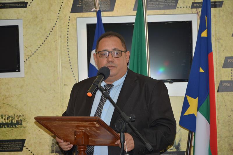 Imagem “Vamos respeitar os resultados das urnas”, afirma Luciano Gomes após eleição da nova mesa diretora da Câmara Municipal