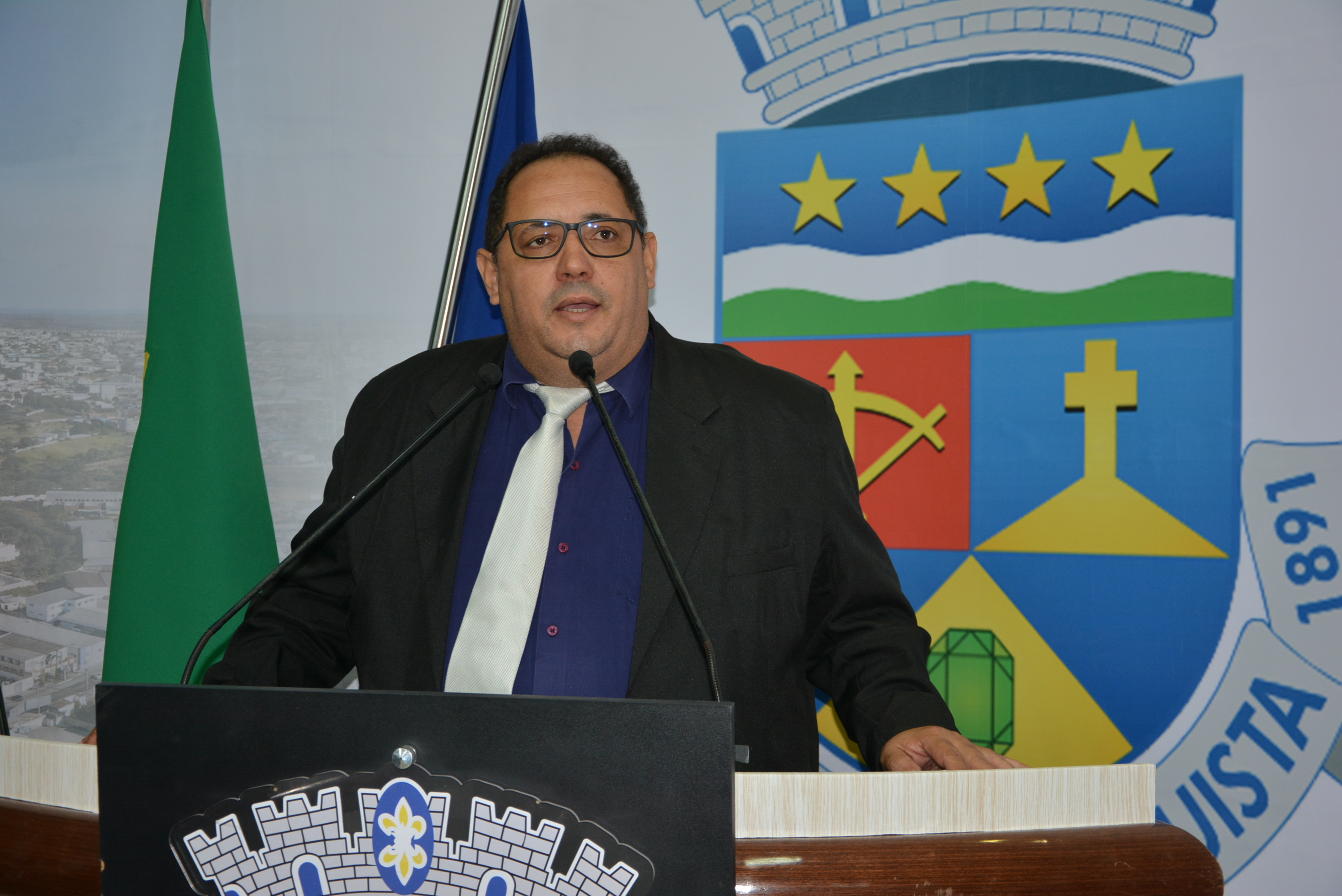 Imagem Luciano acusa Secretaria Municipal de Infraestrutura de erro em projeto de creche na Zona Rural