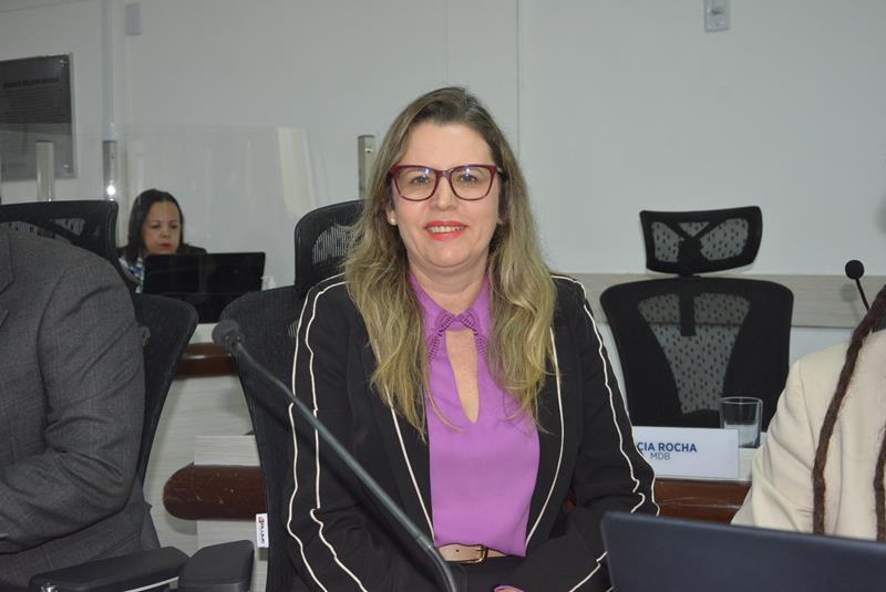 Imagem Viviane Sampaio critica falta de diálogo do Governo Municia com o Conselho Municipal da Mulher e com o Fórum de Mulheres