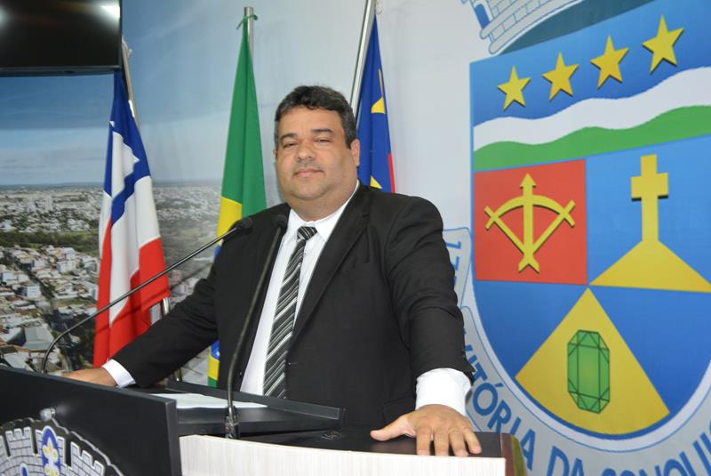 Imagem Ivan afirma que os municípios brasileiros estão à deriva com os constantes cortes no FPM