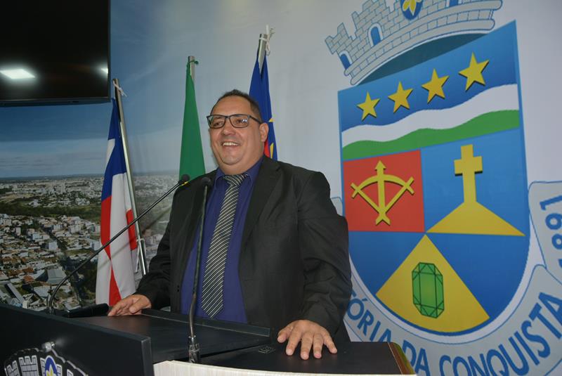 Imagem Luciano critica postura de secretário municipal