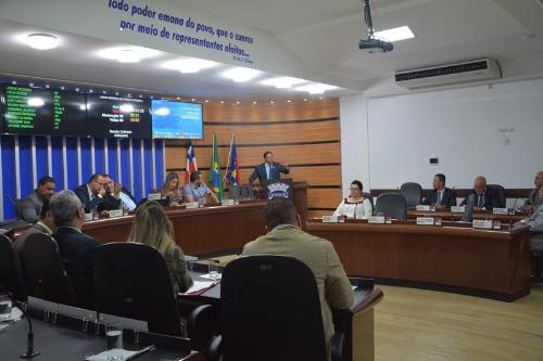 Imagem Presidente da Associação do Santa Marta cobra escrituras durante sessão