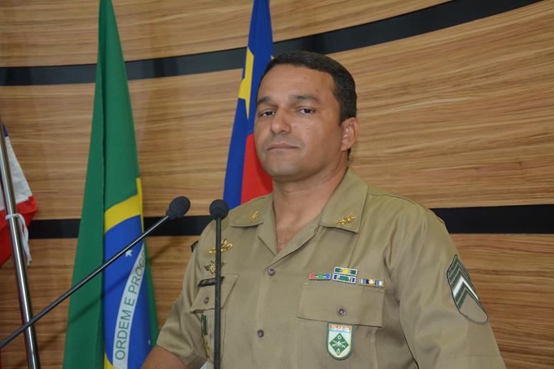 Imagem TRIBUNA LIVRE: Sargento do Exército apresenta projeto que destina bolsa de R$ 200 para atiradores do Tiro de Guerra