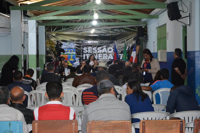 Imagem TRIBUNA LIVRE: Populares debatem gestão municipal em sessão no Batuque