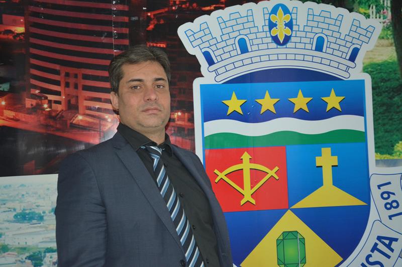 Imagem Rodrigo declara apoio aos empréstimos da prefeitura junto à Caixa Econômica