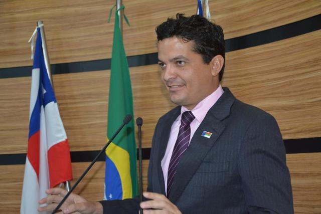 Imagem David Salomão pede que deputados estaduais atuem e apontem erros do governador