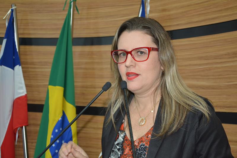 Imagem Viviane Sampaio questiona qualidade da equipe de governo de Herzem Gusmão